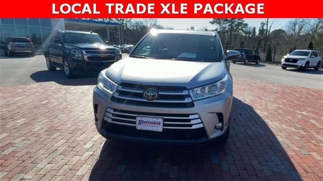 used 2019 Toyota Highlander car, priced at $23,988