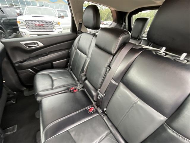 used 2020 Nissan Pathfinder car, priced at $18,897