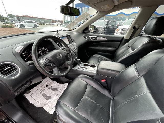 used 2020 Nissan Pathfinder car, priced at $18,897