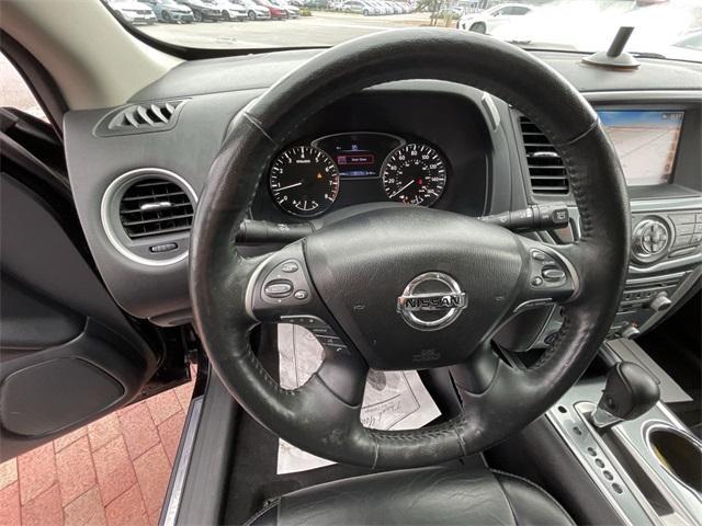 used 2020 Nissan Pathfinder car, priced at $18,897