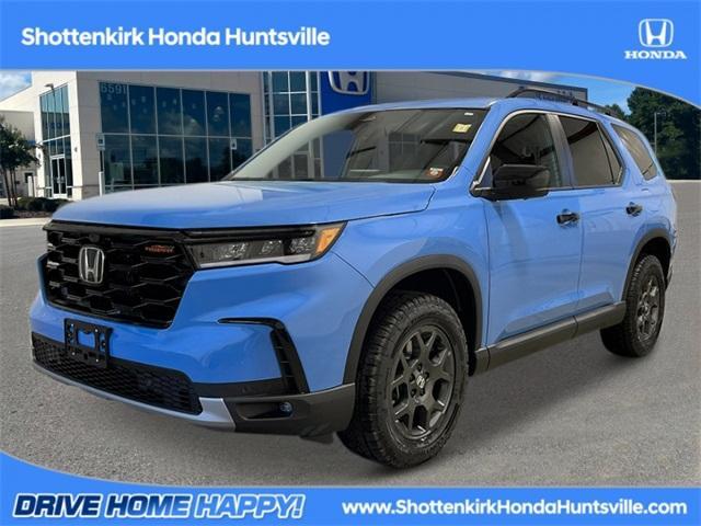 new 2025 Honda Pilot car, priced at $51,305