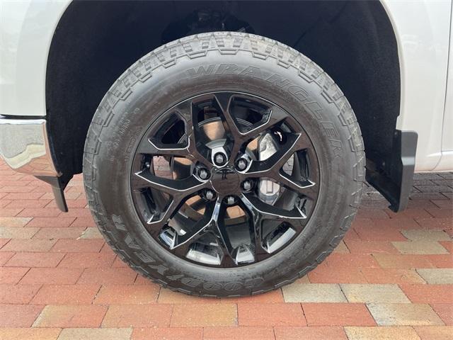 used 2024 Chevrolet Silverado 1500 car, priced at $51,888