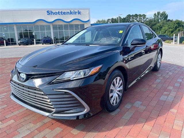 used 2021 Toyota Camry Hybrid car, priced at $24,692