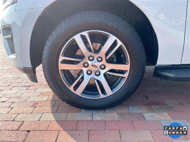 used 2024 Ford Expedition car, priced at $53,911