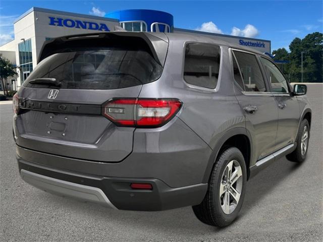 new 2025 Honda Pilot car, priced at $46,995