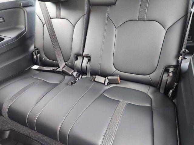 new 2025 Honda Pilot car, priced at $49,450