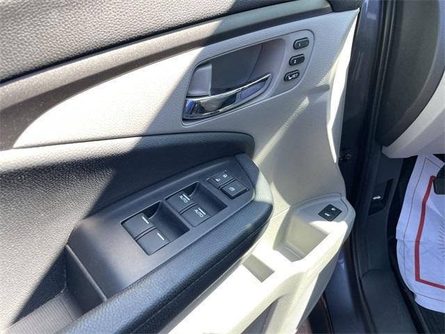 used 2019 Honda Pilot car, priced at $21,388