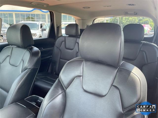 used 2025 Kia Telluride car, priced at $37,996