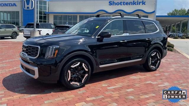 used 2025 Kia Telluride car, priced at $37,996