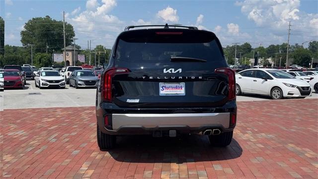used 2025 Kia Telluride car, priced at $39,899