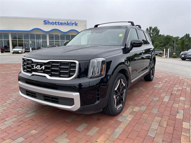 used 2025 Kia Telluride car, priced at $39,899
