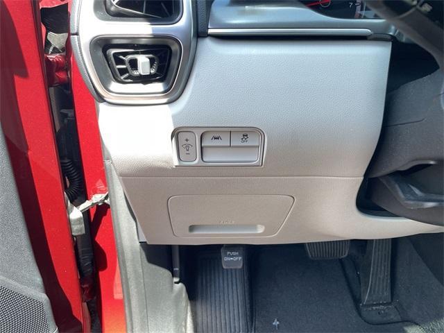 used 2022 Kia Sorento car, priced at $28,888