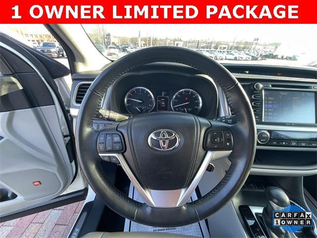 used 2015 Toyota Highlander car, priced at $17,991