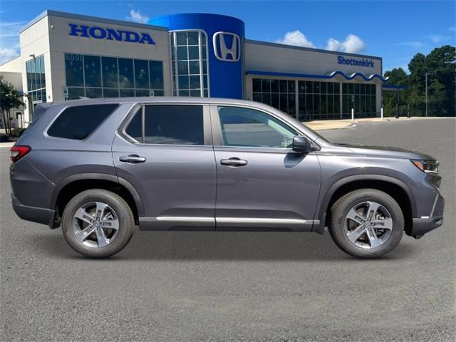 new 2025 Honda Pilot car, priced at $45,725