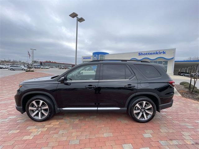 used 2024 Honda Pilot car, priced at $43,988