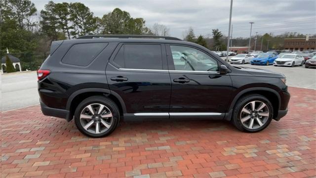 used 2024 Honda Pilot car, priced at $43,988