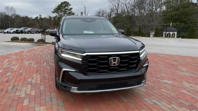 used 2024 Honda Pilot car, priced at $43,988