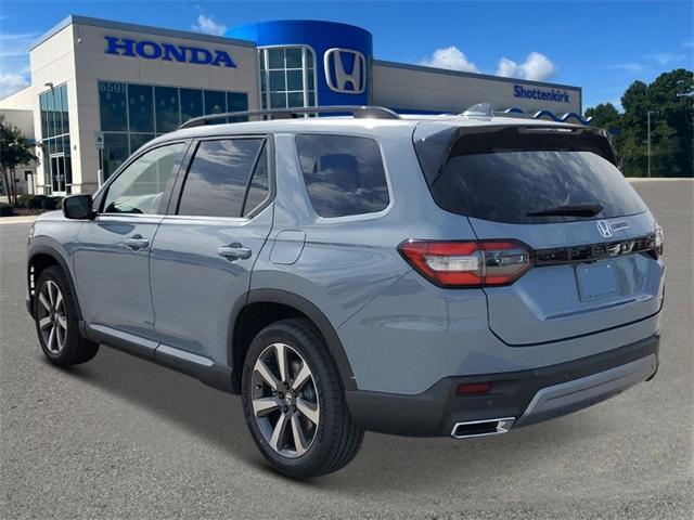 new 2025 Honda Pilot car, priced at $49,405