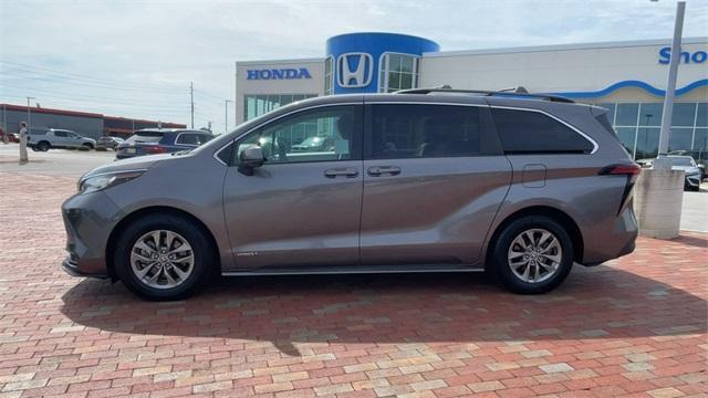 used 2021 Toyota Sienna car, priced at $26,990