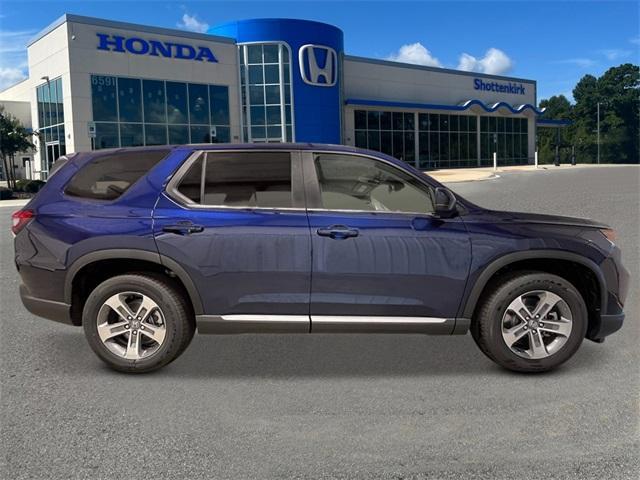 new 2025 Honda Pilot car, priced at $46,995