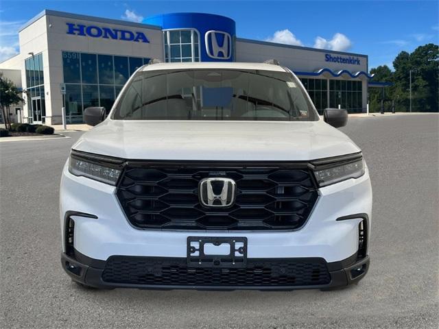 new 2025 Honda Pilot car, priced at $44,150