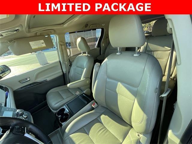 used 2020 Toyota Sienna car, priced at $27,602