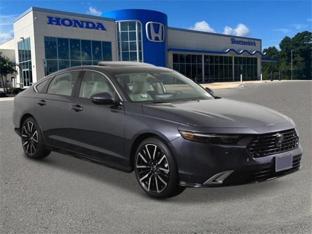 new 2025 Honda Accord Hybrid car, priced at $40,450