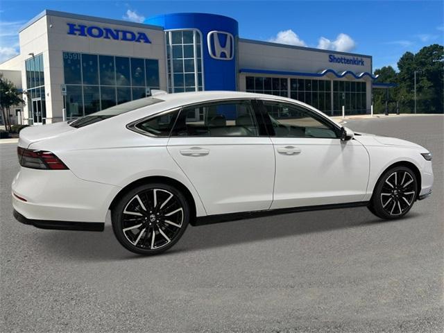 new 2025 Honda Accord Hybrid car, priced at $40,850