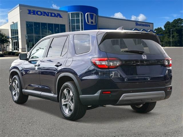 new 2025 Honda Pilot car, priced at $44,995