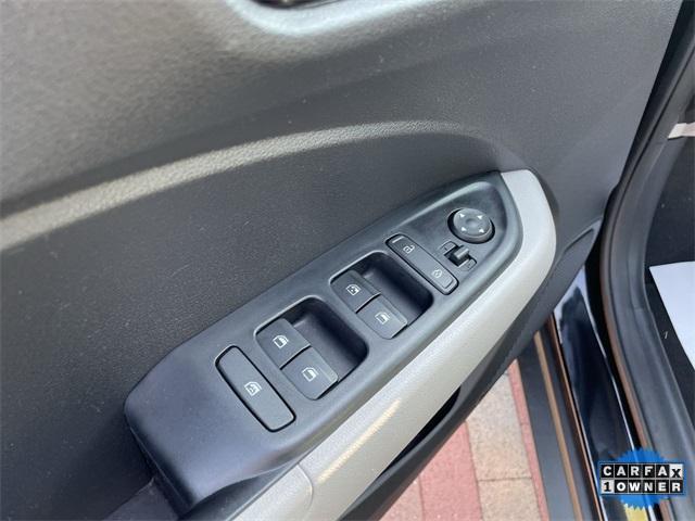 used 2022 Hyundai Venue car, priced at $19,857