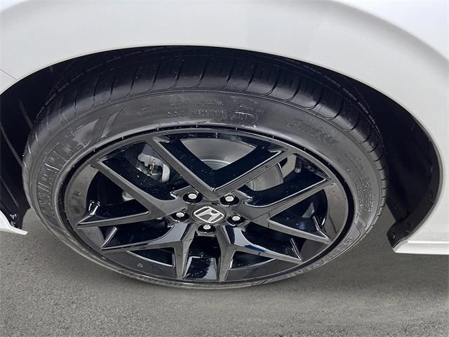 new 2025 Honda Civic Hybrid car