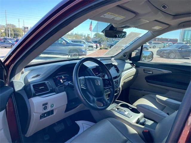used 2022 Honda Pilot car, priced at $30,899