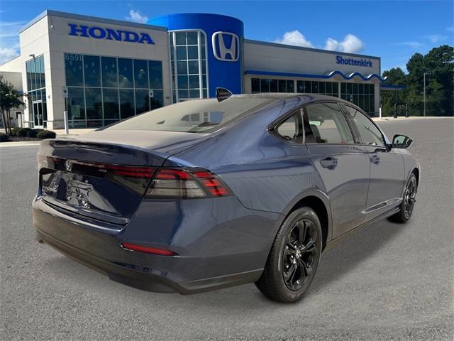 new 2025 Honda Accord car, priced at $30,319