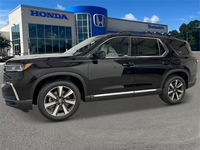 new 2025 Honda Pilot car, priced at $54,530