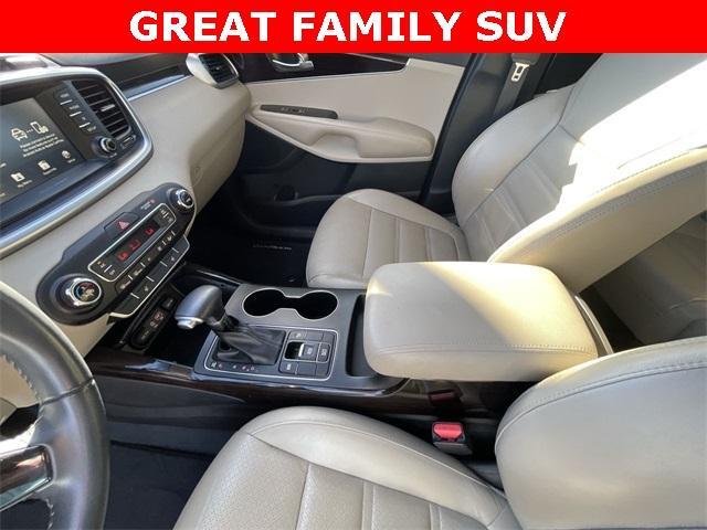 used 2019 Kia Sorento car, priced at $19,988