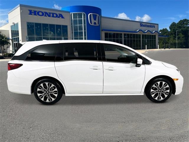 new 2026 Honda Odyssey car, priced at $54,010
