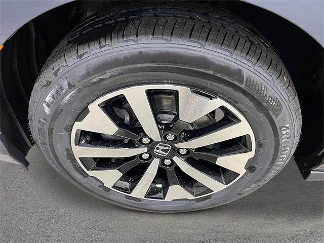 new 2026 Honda Odyssey car, priced at $44,290