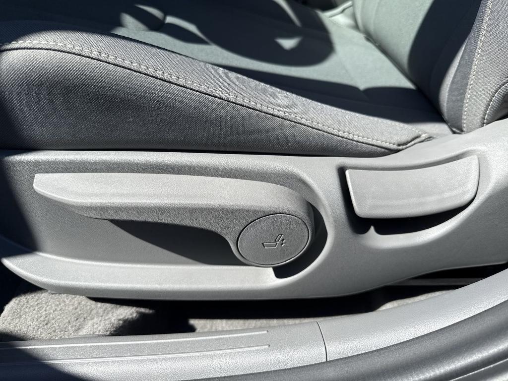 new 2025 Hyundai Elantra car, priced at $24,265