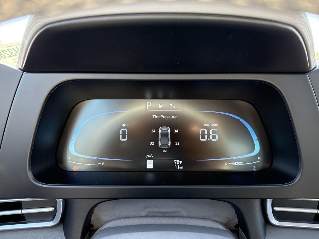 new 2025 Hyundai Elantra car, priced at $24,265