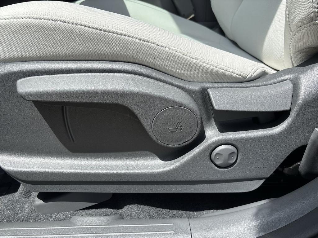 new 2026 Hyundai SANTA FE HEV car, priced at $33,839