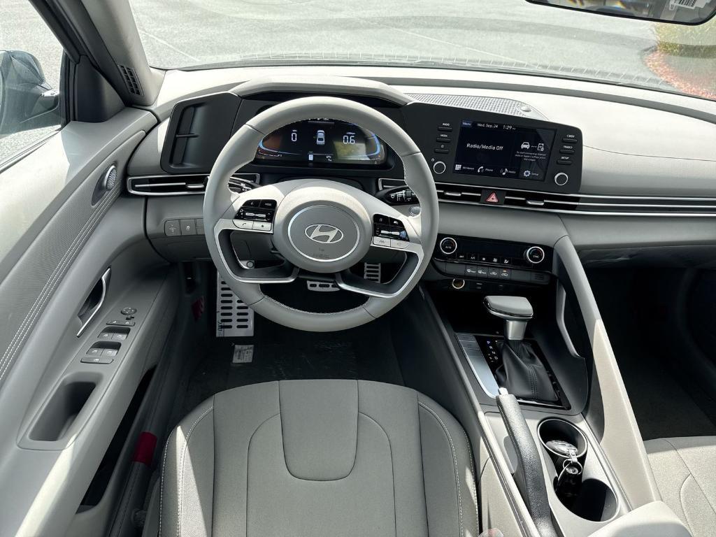 new 2025 Hyundai Elantra car, priced at $23,776