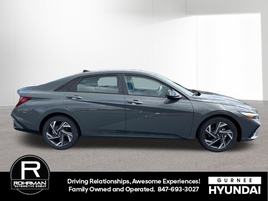 new 2025 Hyundai Elantra car, priced at $23,776