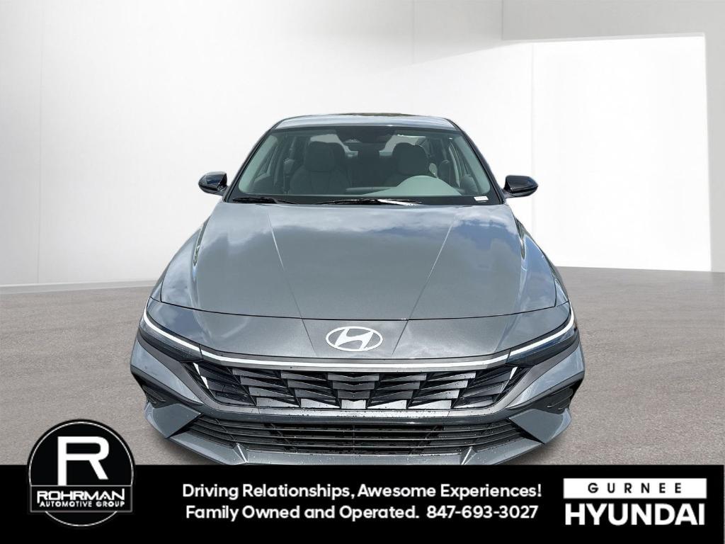 new 2025 Hyundai Elantra car, priced at $23,776