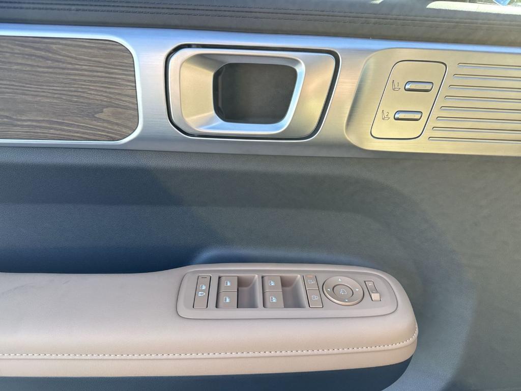 new 2026 Hyundai SANTA FE HEV car, priced at $44,648