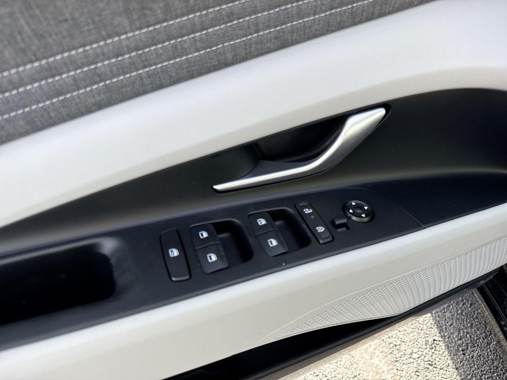 new 2026 Hyundai Elantra car, priced at $28,058