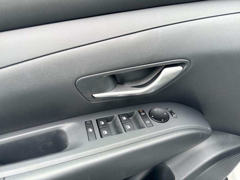 new 2026 Hyundai Tucson car, priced at $30,195