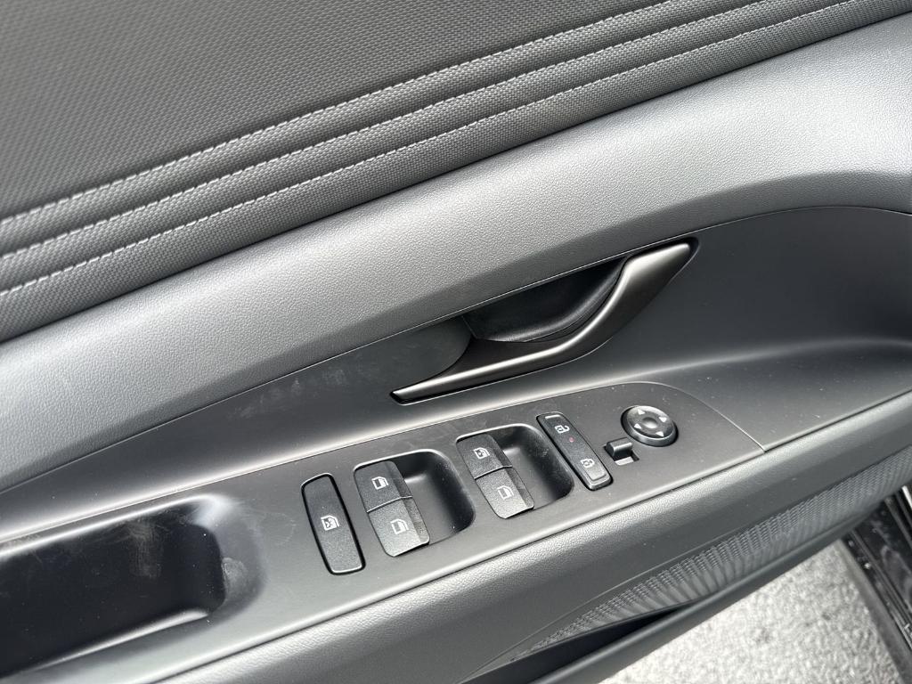 new 2025 Hyundai Elantra car, priced at $23,845