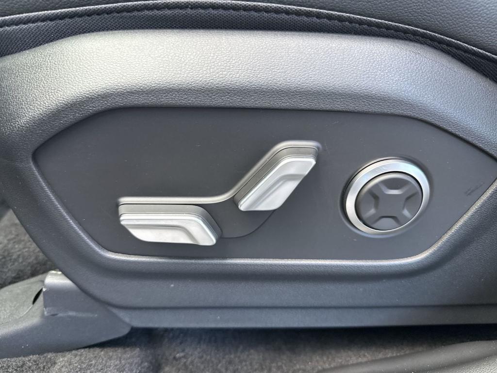 new 2026 Hyundai SANTA FE HEV car, priced at $44,707