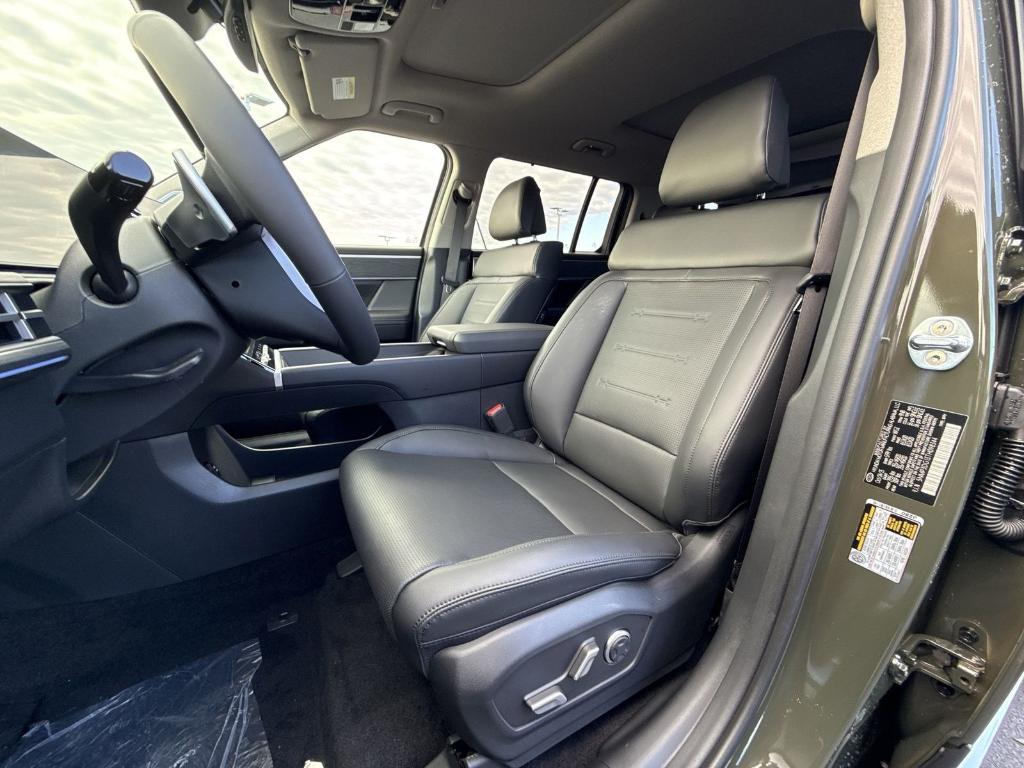 new 2026 Hyundai SANTA FE HEV car, priced at $44,707