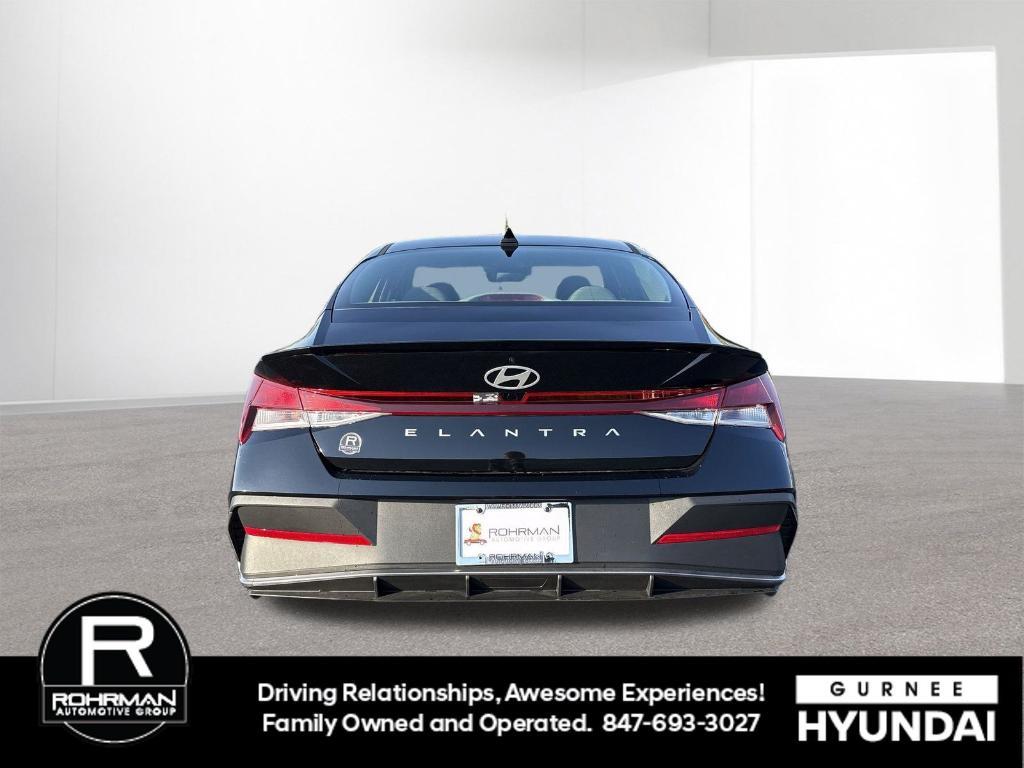 new 2025 Hyundai Elantra car, priced at $23,776